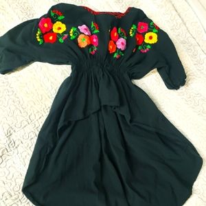 Embroidered dress shirt